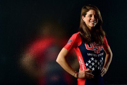 evelyn stevens sets new hour record cycling