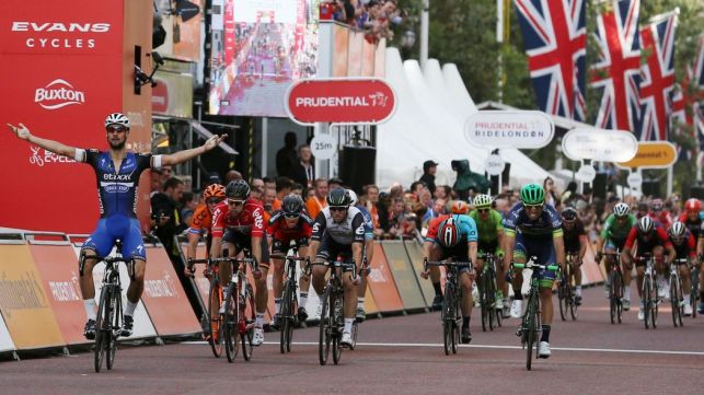 1902635-40048501-2560-1440