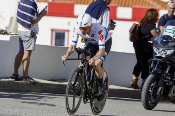 bettiniphoto_0315910_1_2000px_670