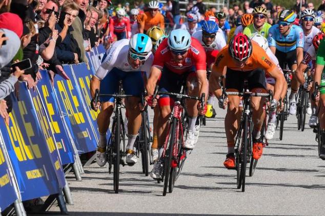 bettiniphoto_0296607_1_2000px_670